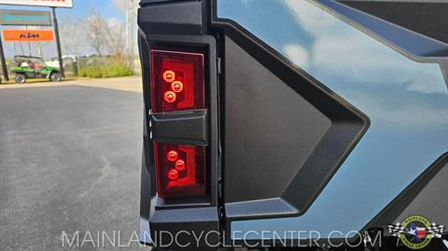 2025 Kawasaki RIDGE XR CREW Limited HVAC