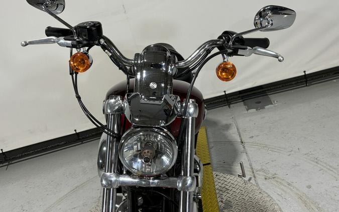 2017 Harley-Davidson® 1200 Custom Velocity Red Sunglo