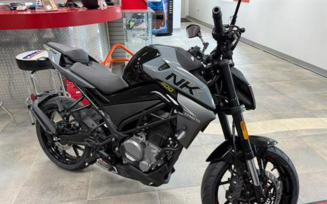 2026 CFMOTO 300NK
