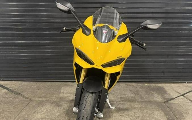 2026 Ducati PANIGALE V2S