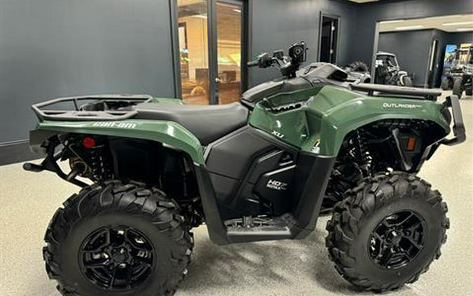 2024 Can-Am Outlander PRO XU HD7