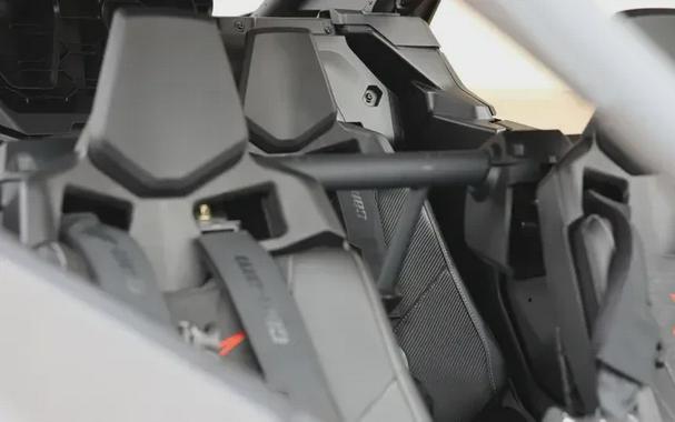 2026 CAN-AM MAVERICK R MAX X WITH SMARTSHOX 999T DCT