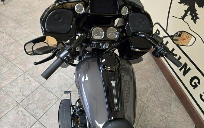 2023 Harley-Davidson® Road Glide® 3 Vivid Black