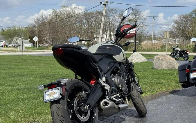 2026 Triumph Trident 660 Stone grey