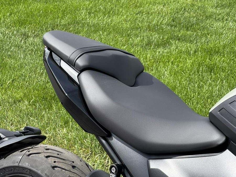 2026 Triumph Trident 660 Stone grey