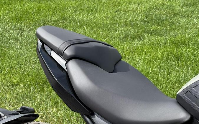 2026 Triumph Trident 660 Stone grey