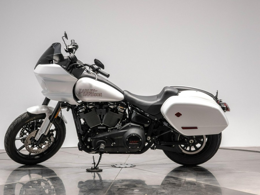 2026 HARLEY-DAVIDSON FXLRST LOW RIDER ST in White Onyx Pearl 2026 HARLEY-DAVIDSON FXLRST LOW RIDER S
