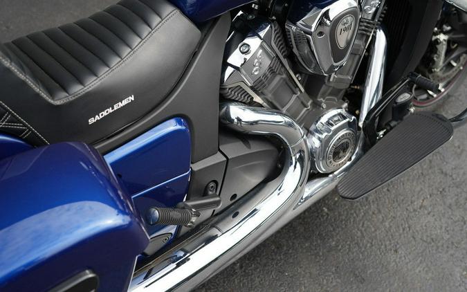2021 Indian Motorcycle Challenger Limited Deepwater Metallic
