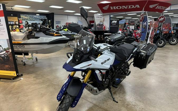 2025 Suzuki V-Strom 800DE Adventure