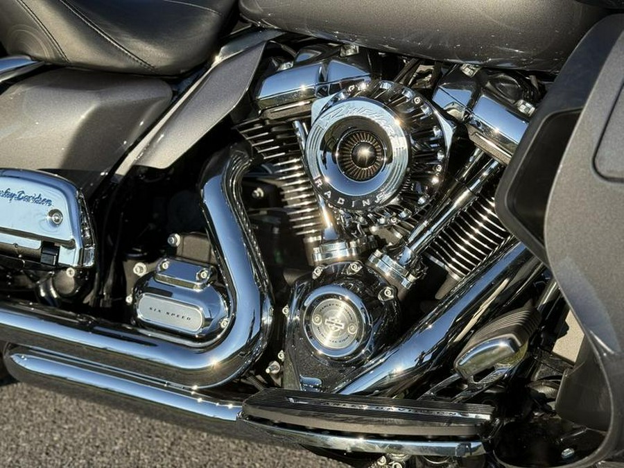 2021 Harley-Davidson® FLTRK - Road Glide® Limited