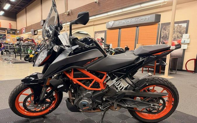 2022 KTM Duke 390