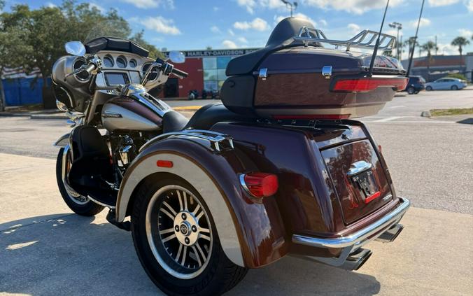 FLHTCUTG 2018 Tri Glide Ultra