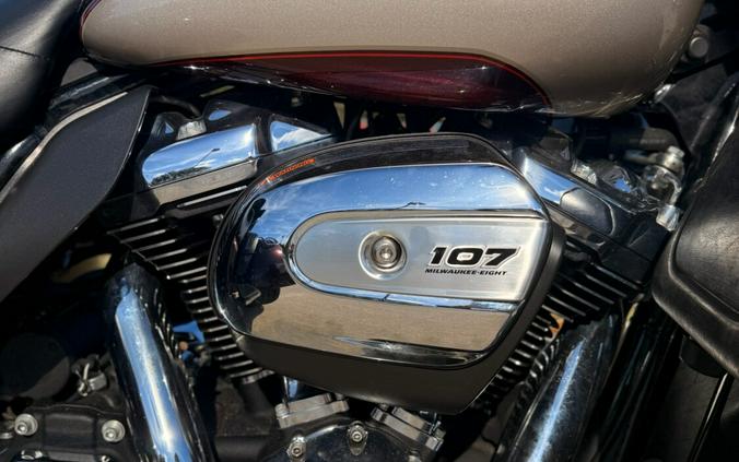 FLHTCUTG 2018 Tri Glide Ultra