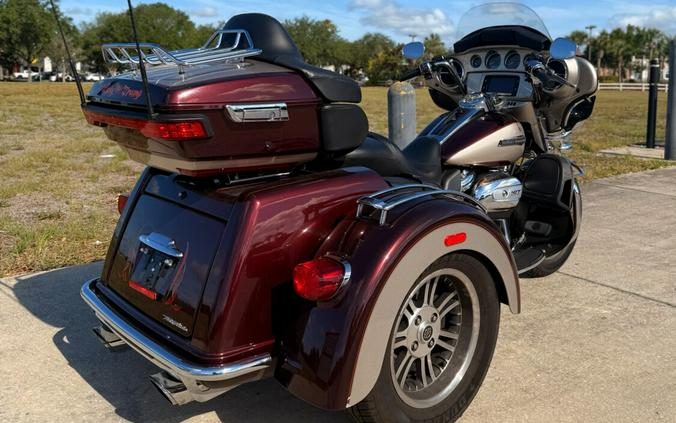 FLHTCUTG 2018 Tri Glide Ultra