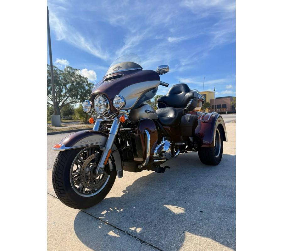 FLHTCUTG 2018 Tri Glide Ultra