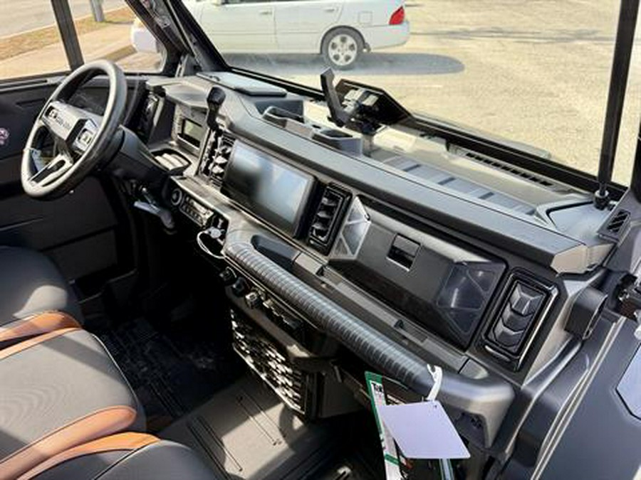 2026 Can-Am Defender MAX Lone Star CAB HD11