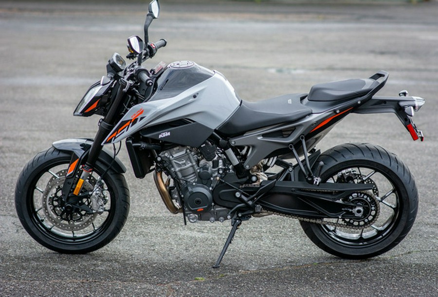 2024 KTM 790 Duke