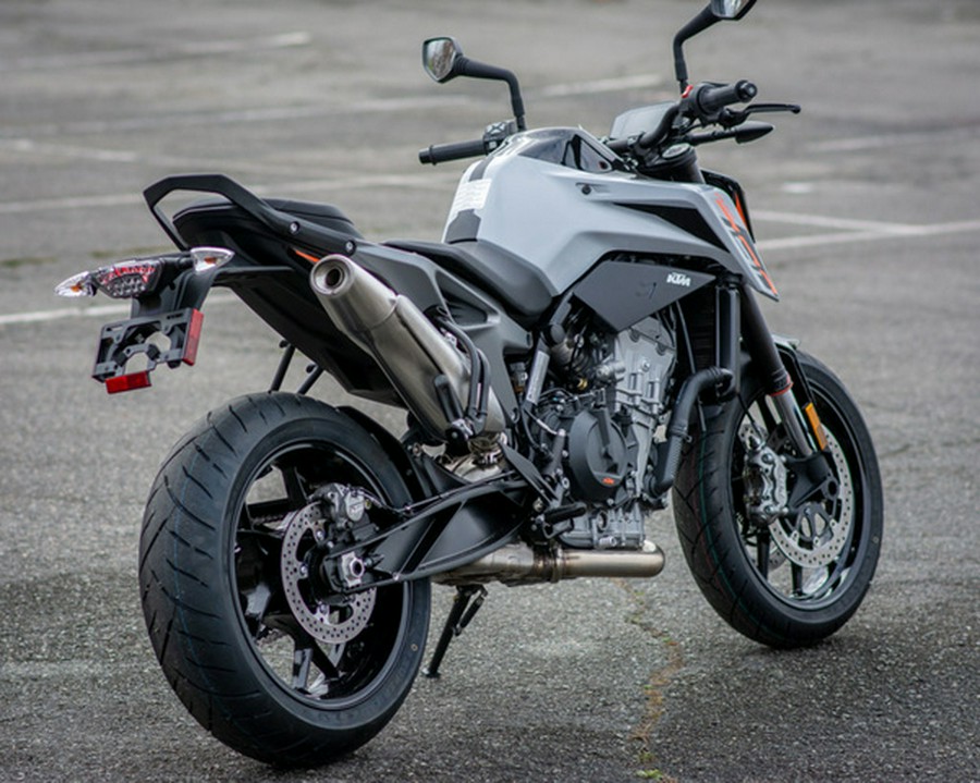 2024 KTM 790 Duke