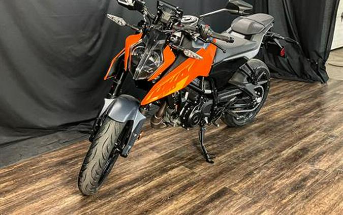 2024 KTM 250 Duke