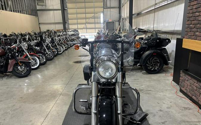 2004 Harley-Davidson® FLHRCI - Road King® Classic