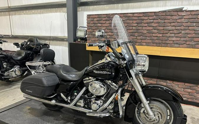 2004 Harley-Davidson® FLHRCI - Road King® Classic