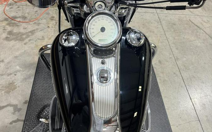 2004 Harley-Davidson® FLHRCI - Road King® Classic