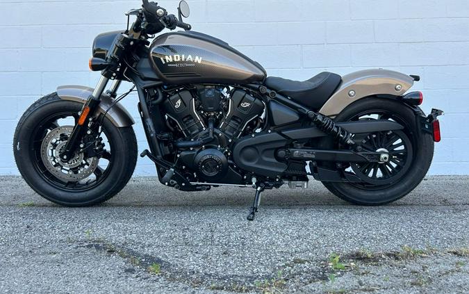 2025 Indian Motorcycle Scout® Bobber Limited w/ Technology Pkg