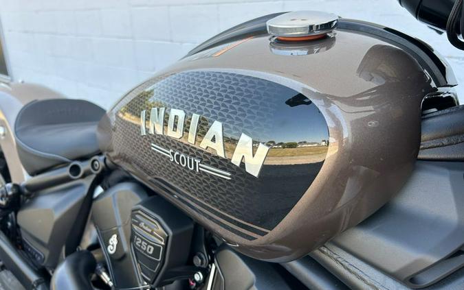 2025 Indian Motorcycle Scout® Bobber Limited w/ Technology Pkg