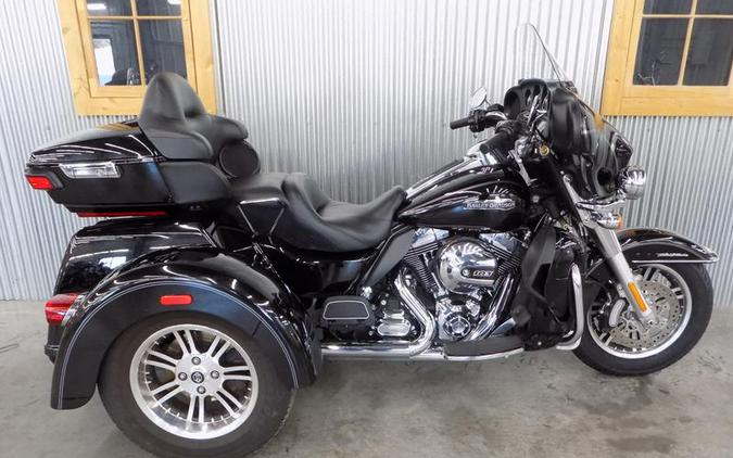 2016 Harley-Davidson® FLHTCUTG - Tri Glide® Ultra