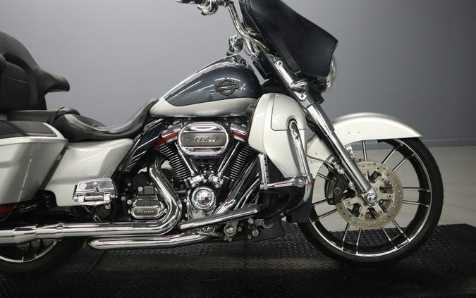 2019 Harley-Davidson CVO Street Glide
