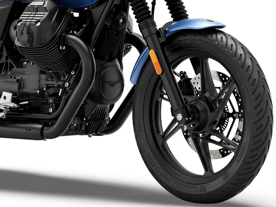 2027 Moto Guzzi V7 Stone