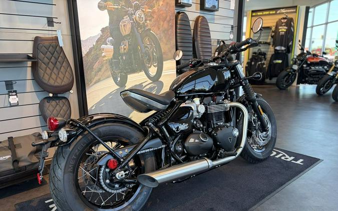 2026 Triumph Bonneville Bobber Base