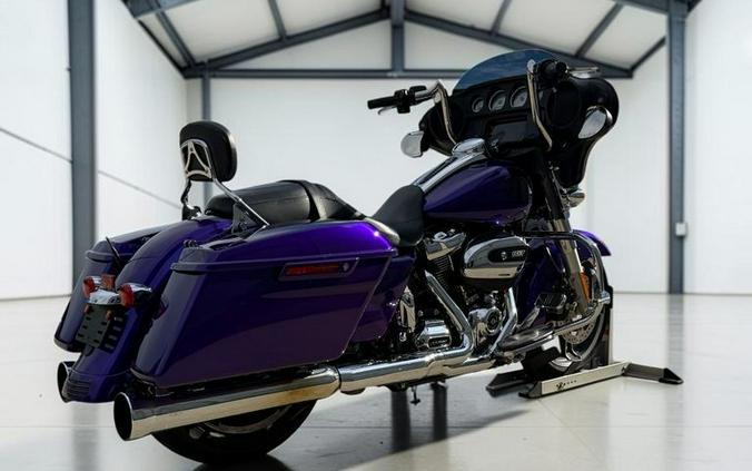 2017 Harley-Davidson Street Glide FLHX