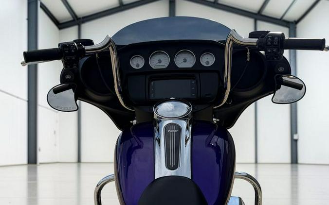 2017 Harley-Davidson Street Glide FLHX