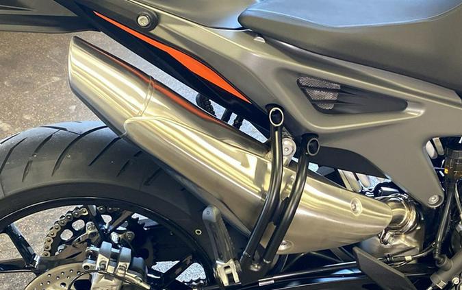 2024 KTM Duke 790