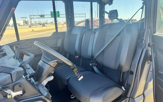 2026 Can-Am® Defender MAX XT CAB HD11