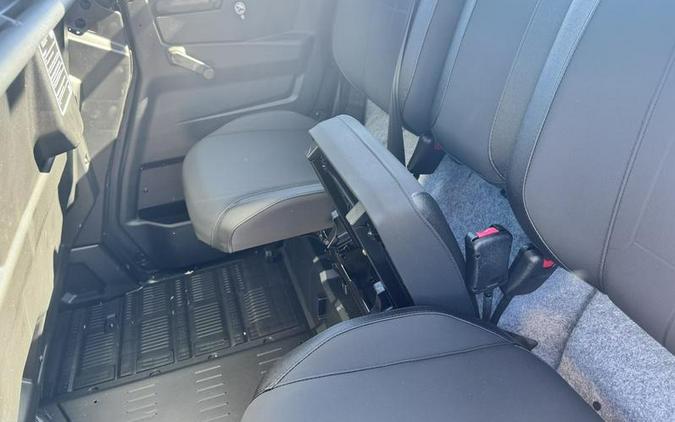 2026 Can-Am® Defender MAX XT CAB HD11