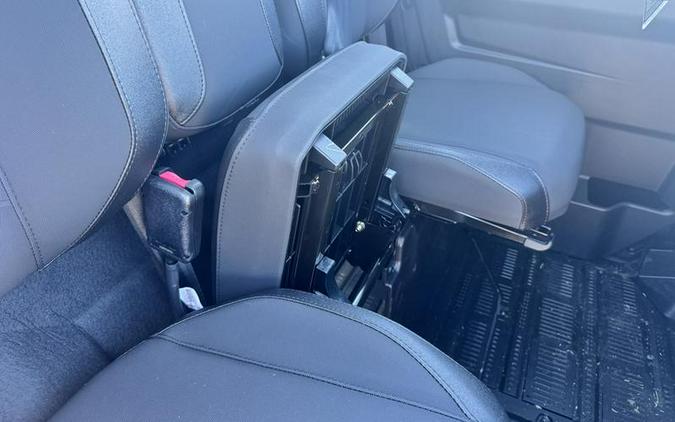 2026 Can-Am® Defender MAX XT CAB HD11