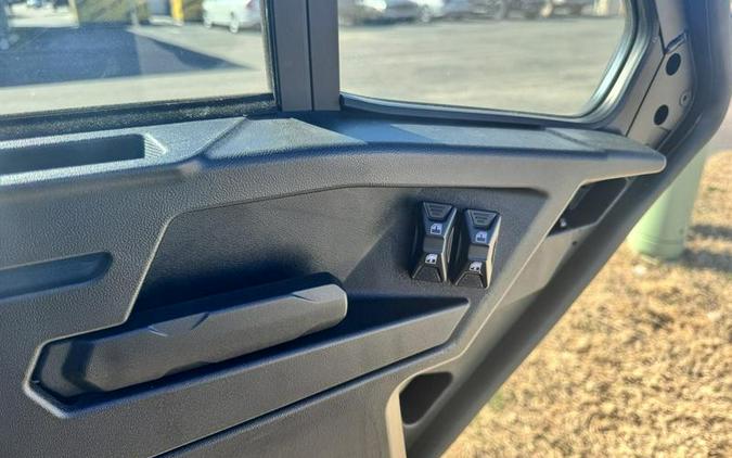 2026 Can-Am® Defender MAX XT CAB HD11