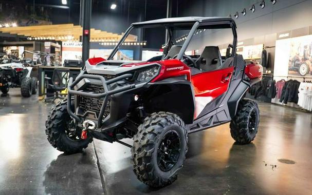 2026 Can-Am® Commander XT 700