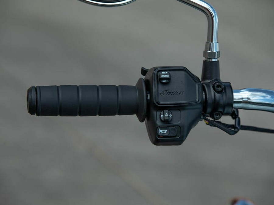 2025 Indian Motorcycle® Scout® Sixty Classic Limited Frost Silver