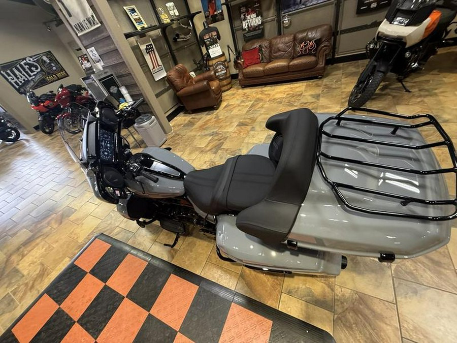2026 Harley-Davidson® FLHXL - Street Glide® Limited