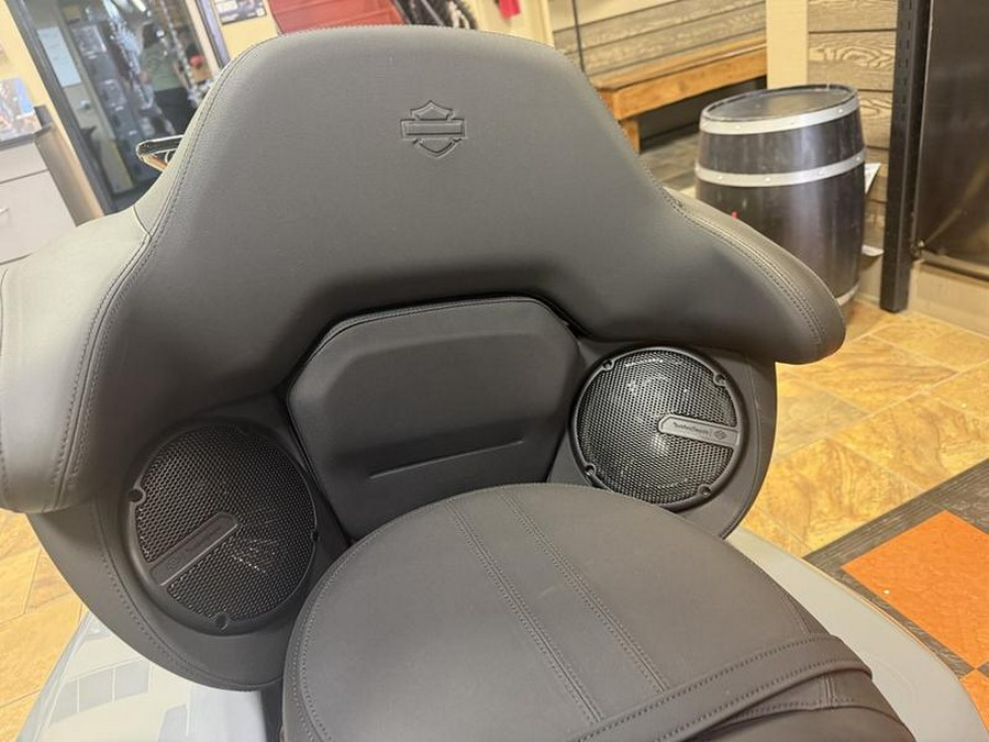 2026 Harley-Davidson® FLHXL - Street Glide® Limited