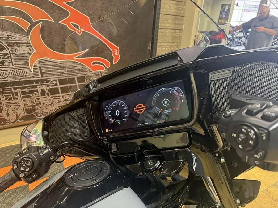 2026 Harley-Davidson® FLHXL - Street Glide® Limited