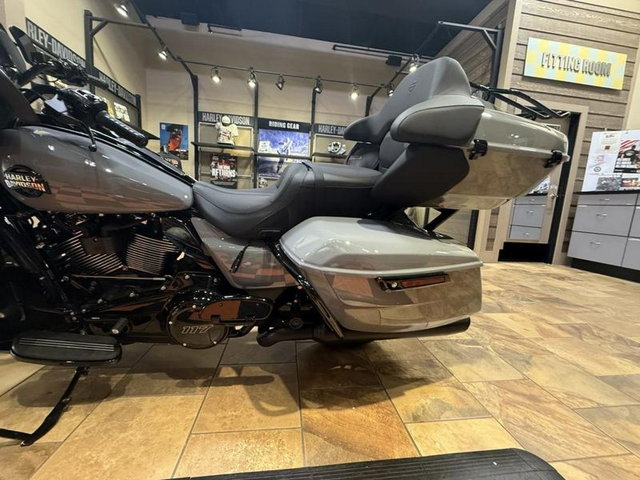 2026 Harley-Davidson® FLHXL - Street Glide® Limited