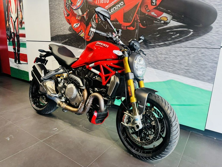 2017 Ducati Monster 1200 S Red