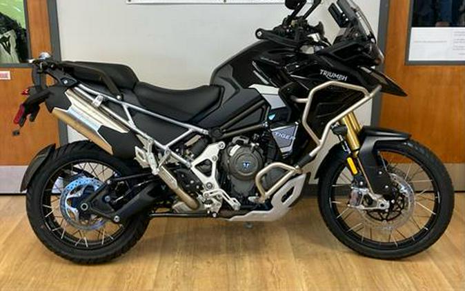 2023 Triumph Tiger 1200 Rally Explorer