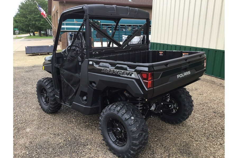 2025 Polaris Industries Ranger XP® 1000 Premium- ONYX BLACK