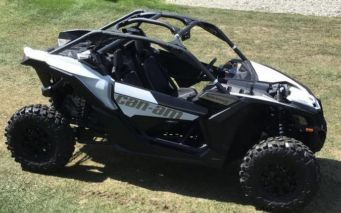 2024 Can-Am® Maverick X3 DS Turbo Catalyst Gray