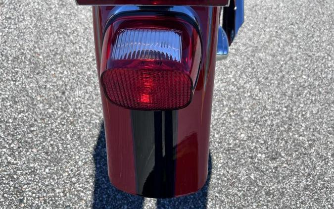 2005 Harley-Davidson® FLSTFSE